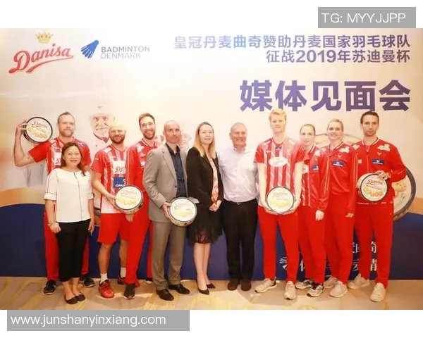 赛后复盘分析北京羽毛球队与广州羽毛球队的默契配合与战术执行